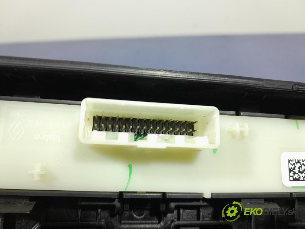 Dacia Sandero 2021 Mřížky Proud vzduchu Vzduch: 683101161R