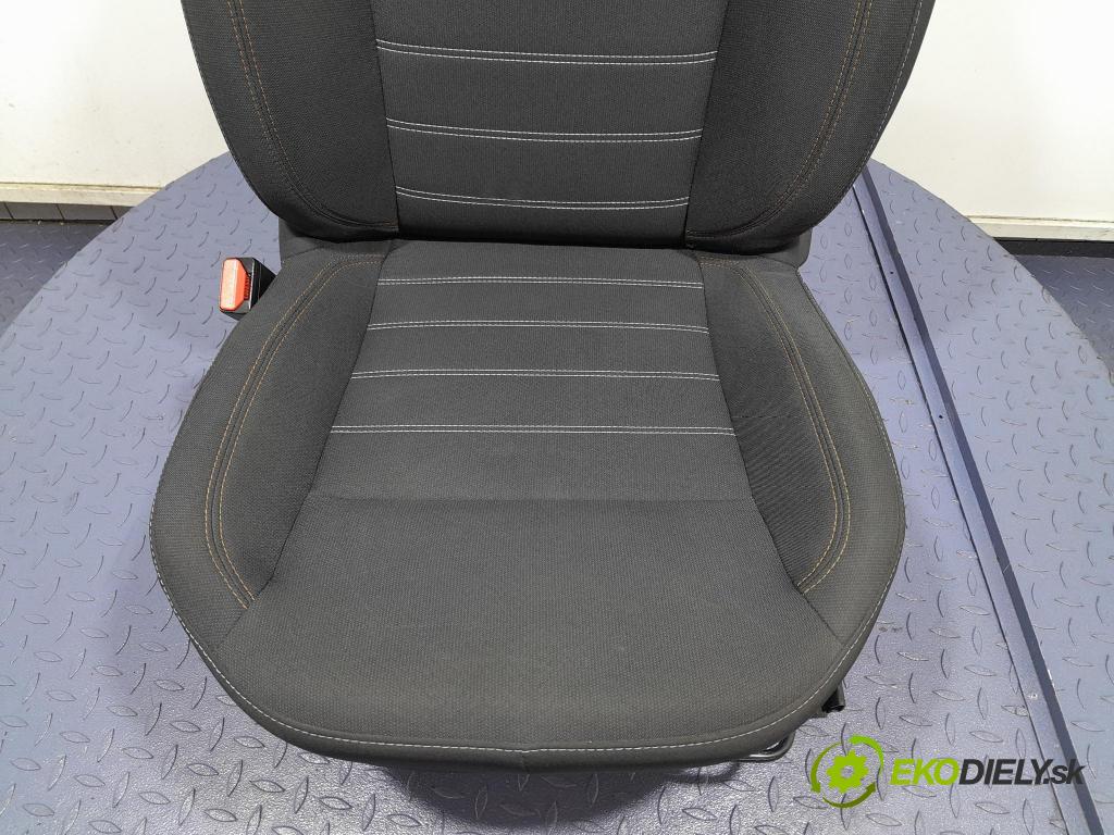 Dacia Sandero 2021 Sedačka Ovládače: