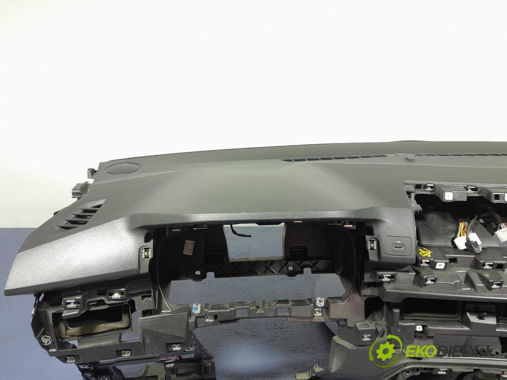 Dacia Sandero 2021 kokpit,pristrojová doska