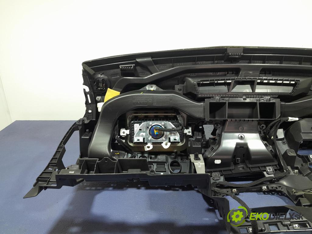 Dacia Sandero 2021 kokpit,pristrojová doska