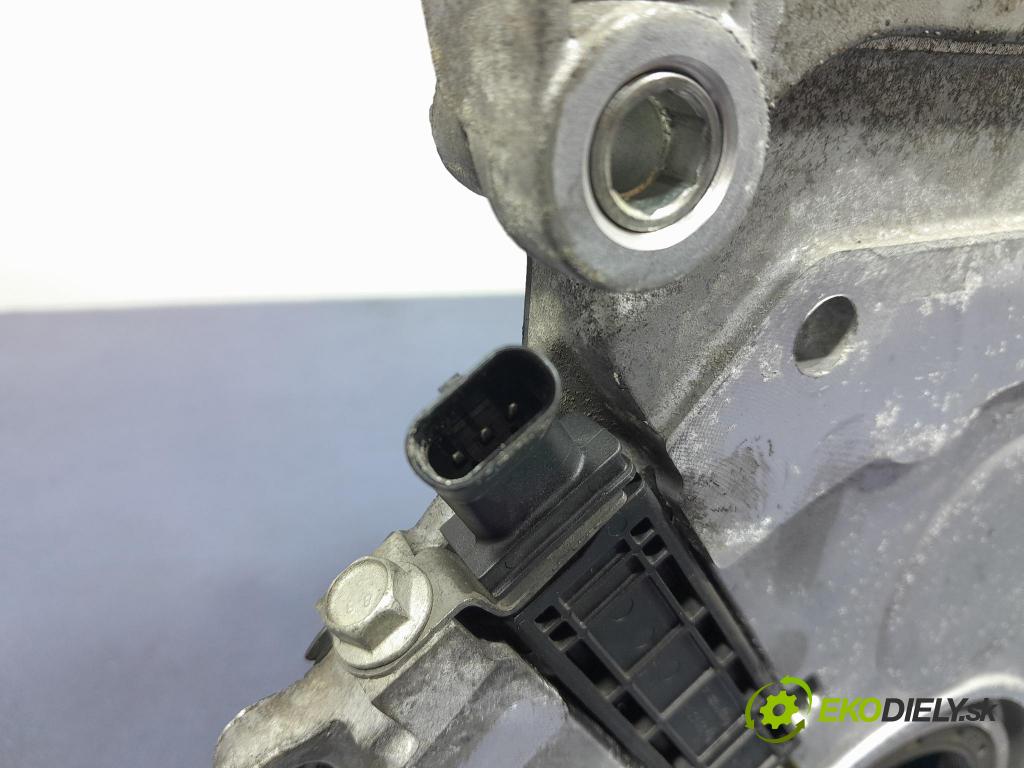 Opel Astra 0 kryt Načasovanie: 55499021