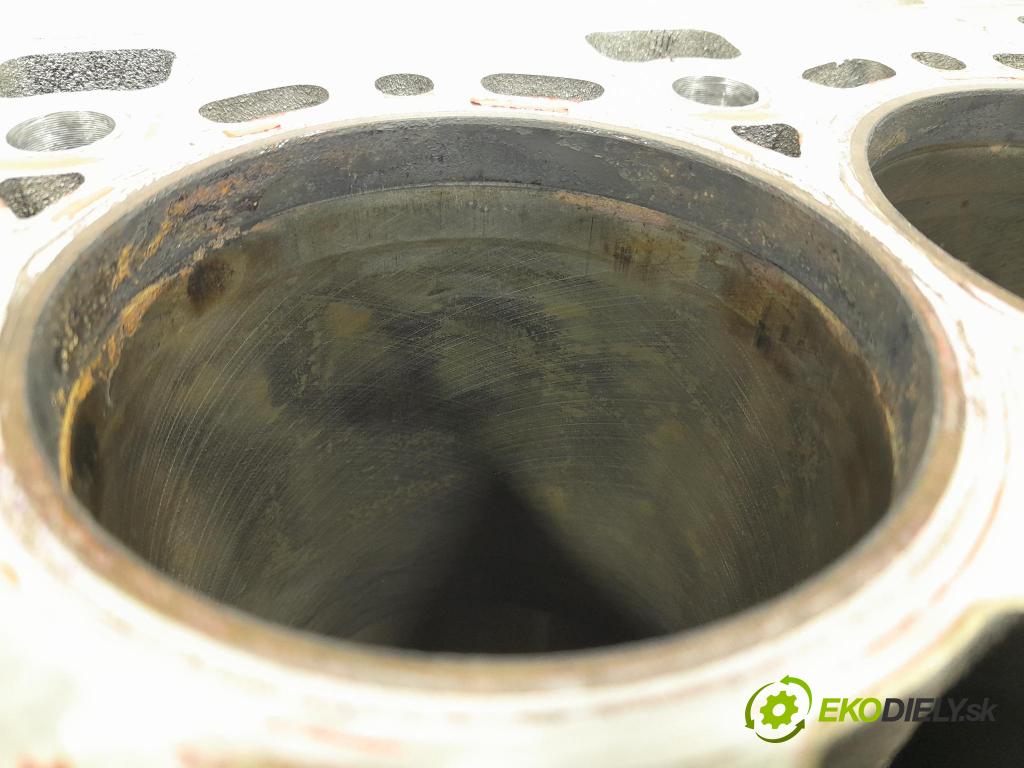 Opel Astra 0 Blok Motor: 55596879