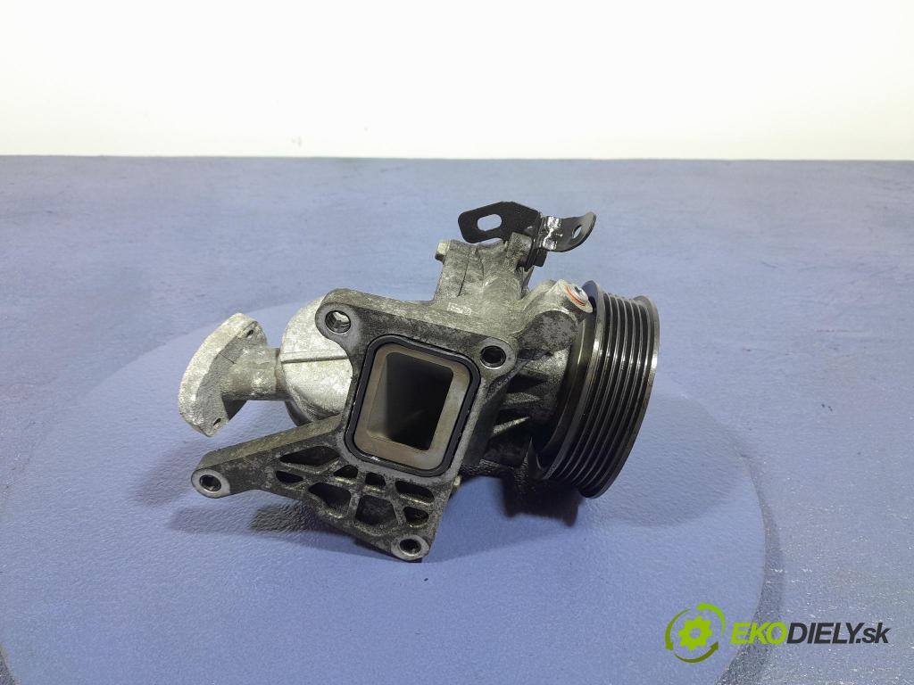 Opel Astra 0 čerpadlo Voda: 55493045