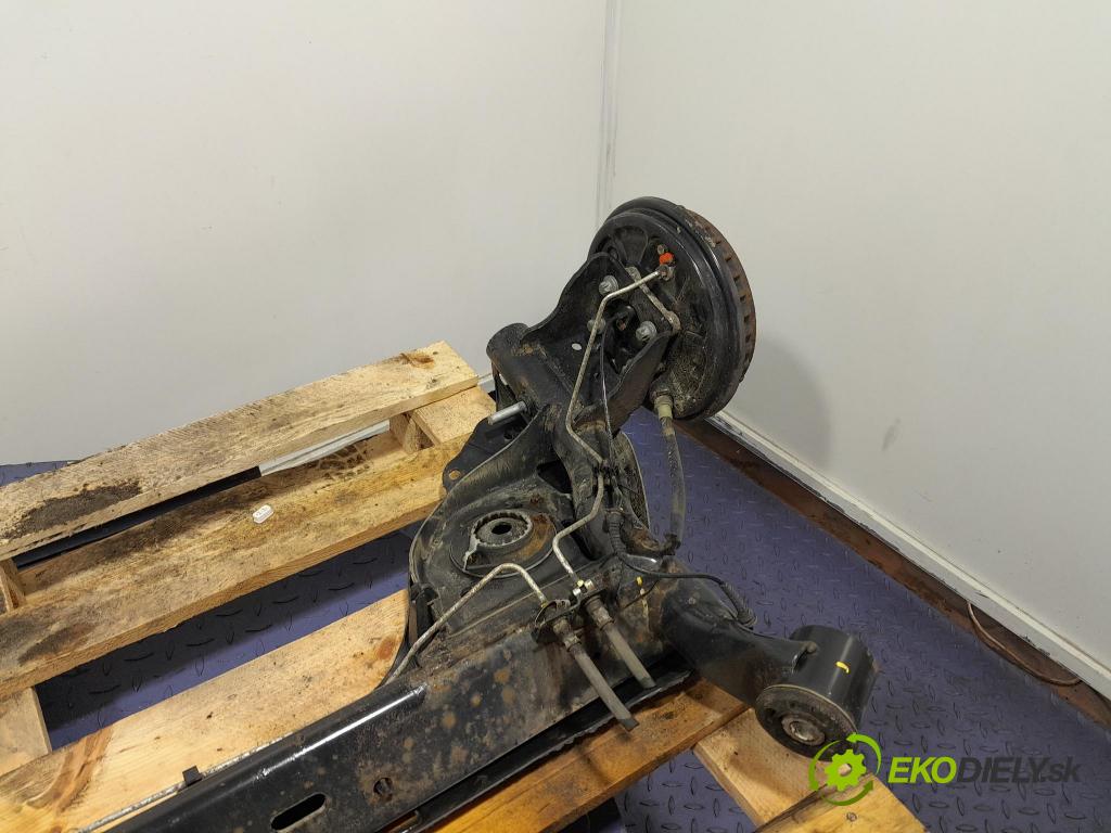 Dacia Sandero 2021 výztuha Pozastavenia: Zad: 555019610R