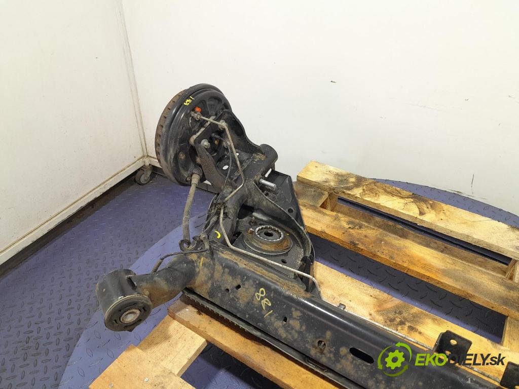 Dacia Sandero 2021 výztuha Pozastavenia: Zad: 555019610R