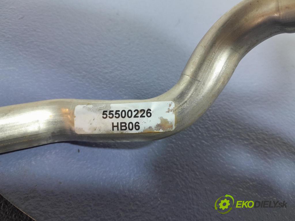 Opel Astra 0 rúrka Chladič: 55500226