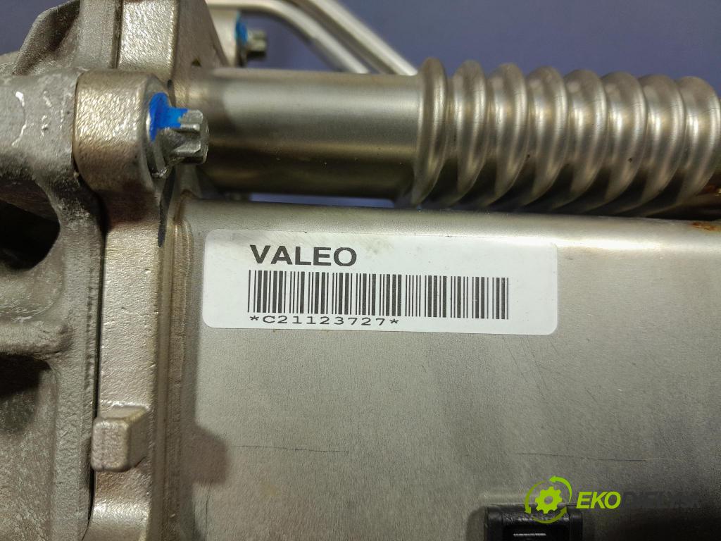 Opel Astra 0 chladič EGR V29007672