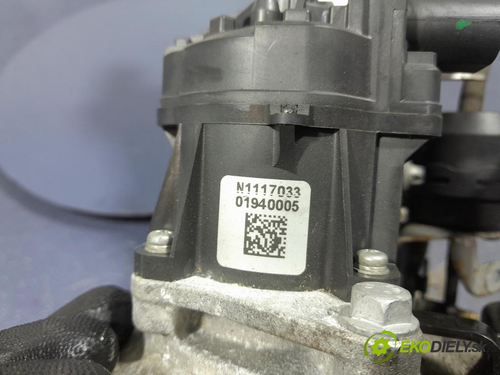 Opel Astra 0 chladič EGR V29007672