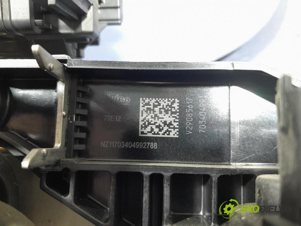 Opel Astra 0 chladič EGR V29007672