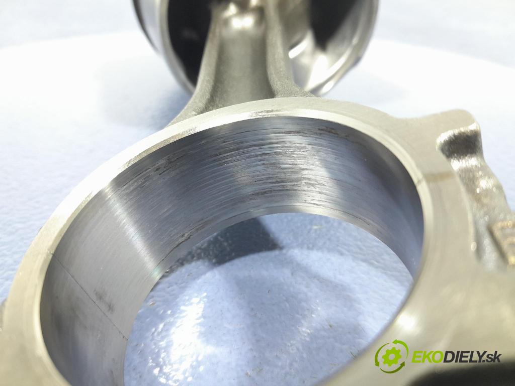 Renault Espace 2015 piest