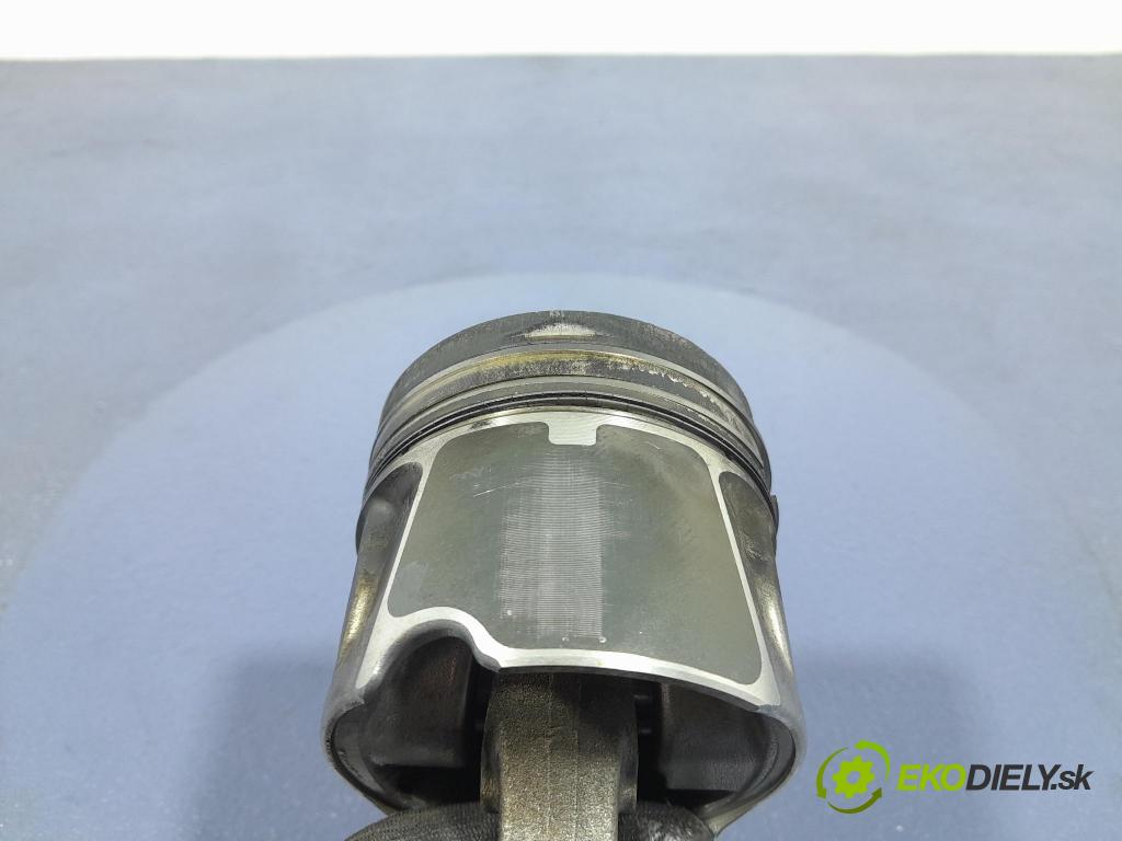 Renault Espace 2015 piest