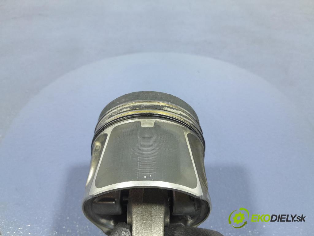 Renault Espace 2015 piest 