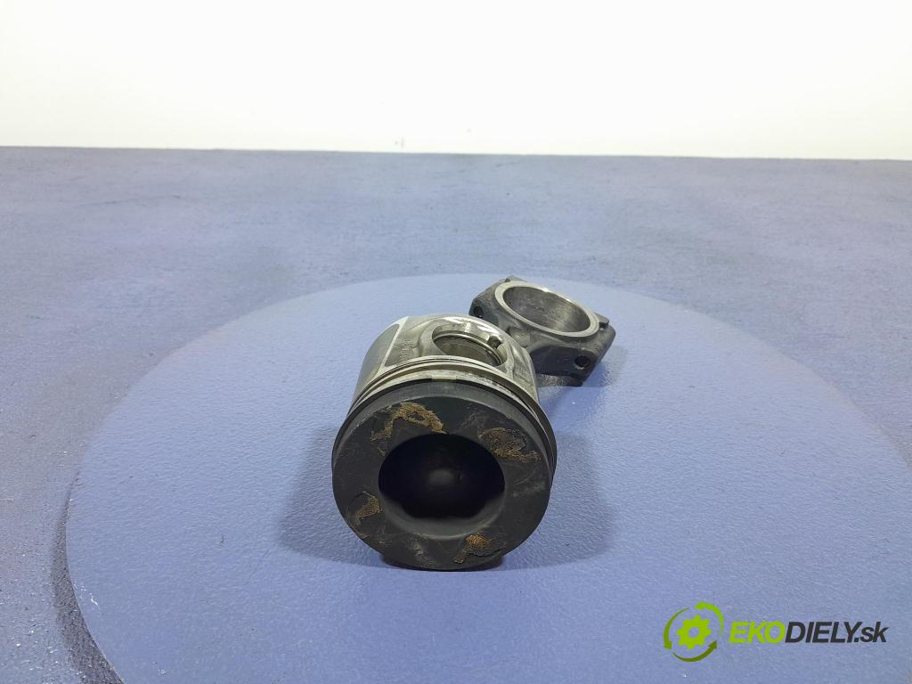 Renault Espace 2015 piest