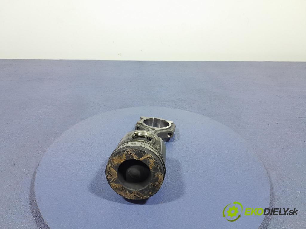 Renault Espace 2015 piest