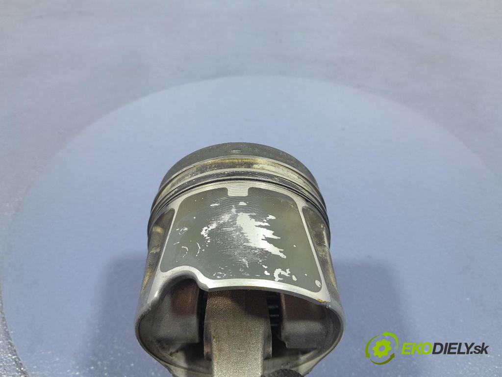 Renault Espace 2015 piest