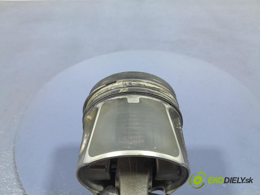 Renault Espace 2015 piest 