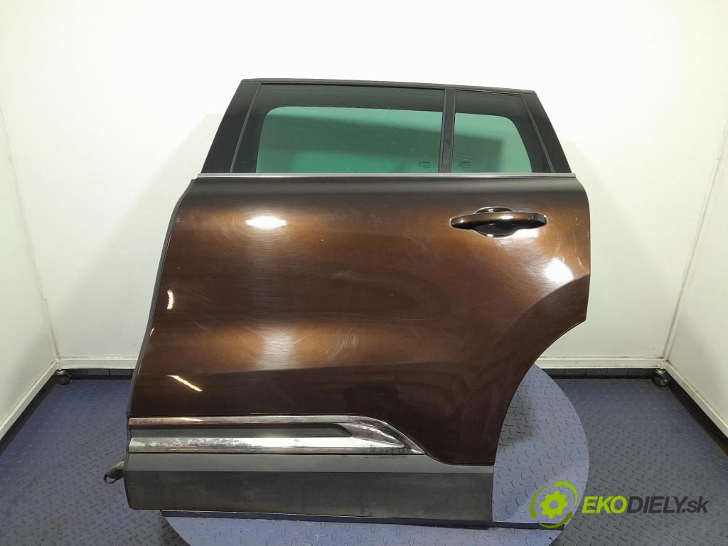 Renault Espace 2015 dvere zad Vľavo: