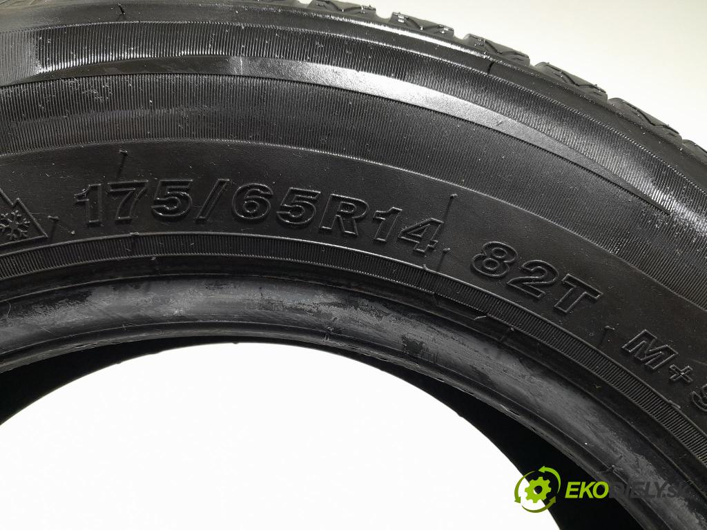 Mitsubishi Colt 2006 pneumatika Multi-sezóna: 6938112622176