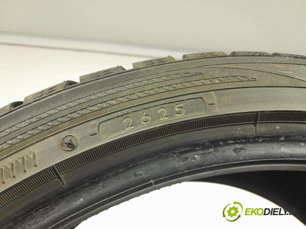 Porsche Cayman 2016 pneumatika ZIMA: 4548515336406