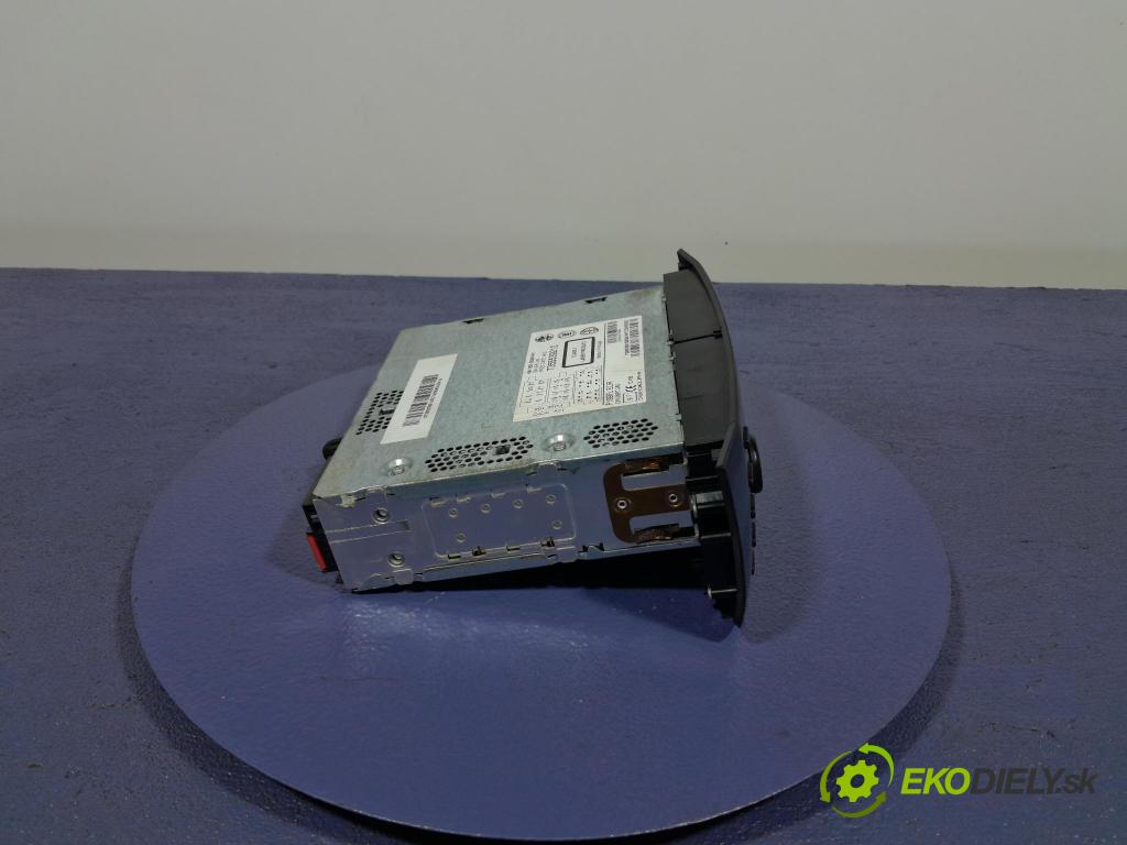 Fiat Punto 2013 Radio I Navigace: 7355539210