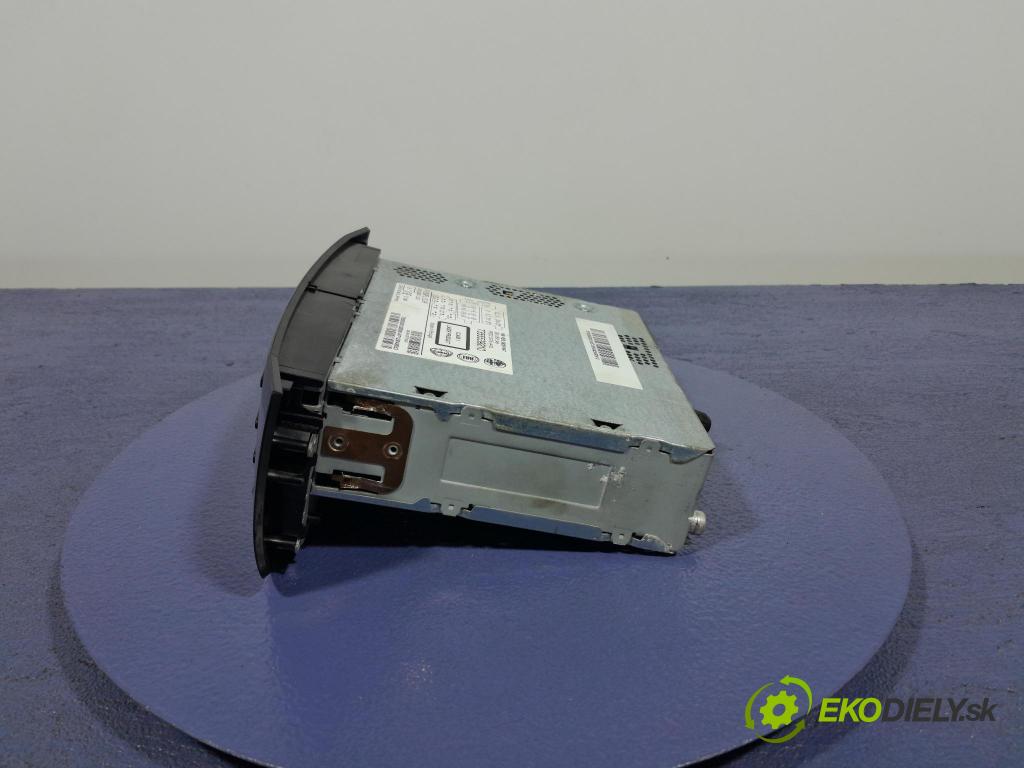 Fiat Punto 2013 Radio I Navigace: 7355539210