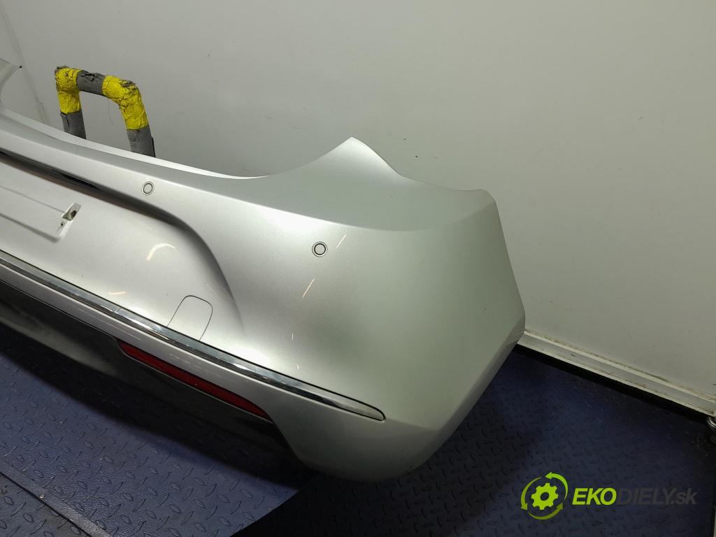 Opel Astra 2015 nárazník zad
