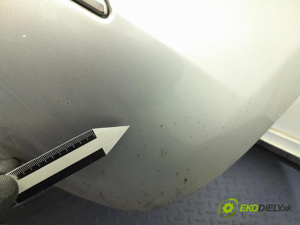 Opel Astra 2015 nárazník zad