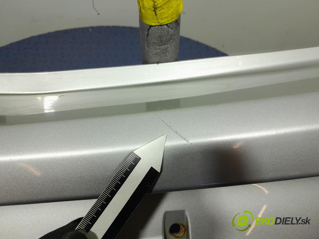 Opel Astra 2015 nárazník zad