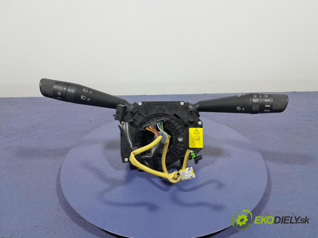 Fiat Punto 2013 prepínač Komplex: 073552131500