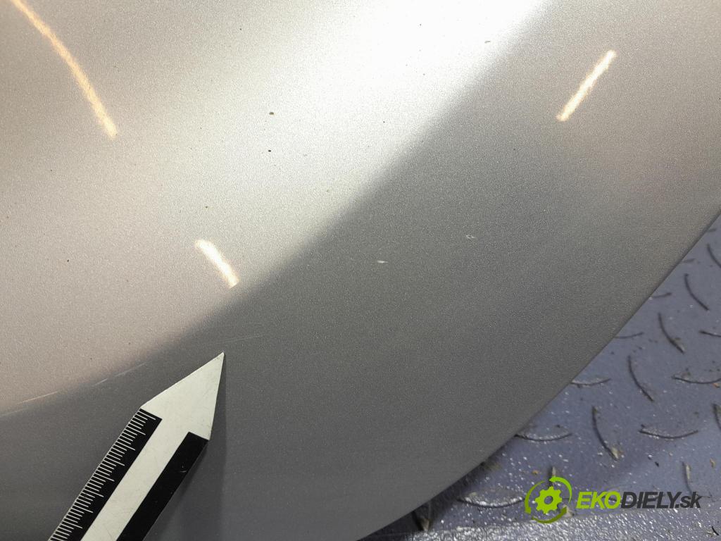 Opel Astra 2015 dvere zad Vľavo: