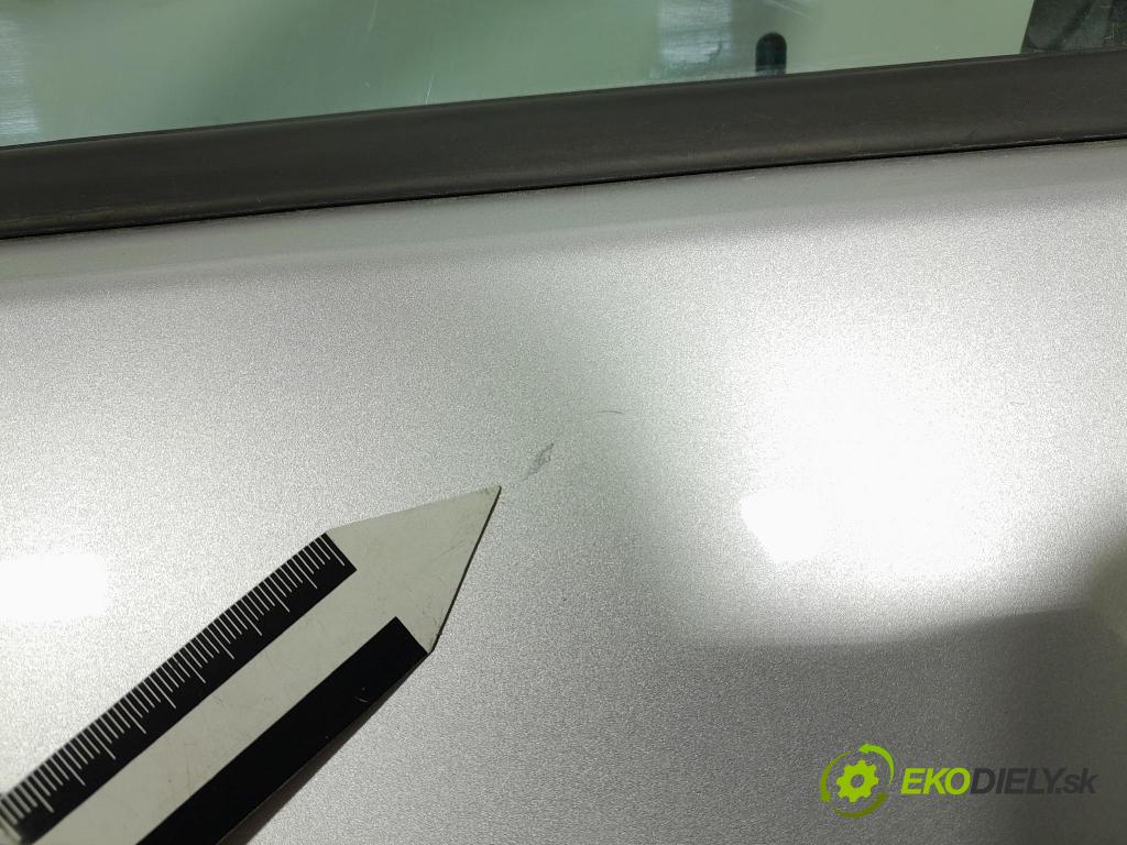 Opel Astra 2015 dvere Predné Vľavo: