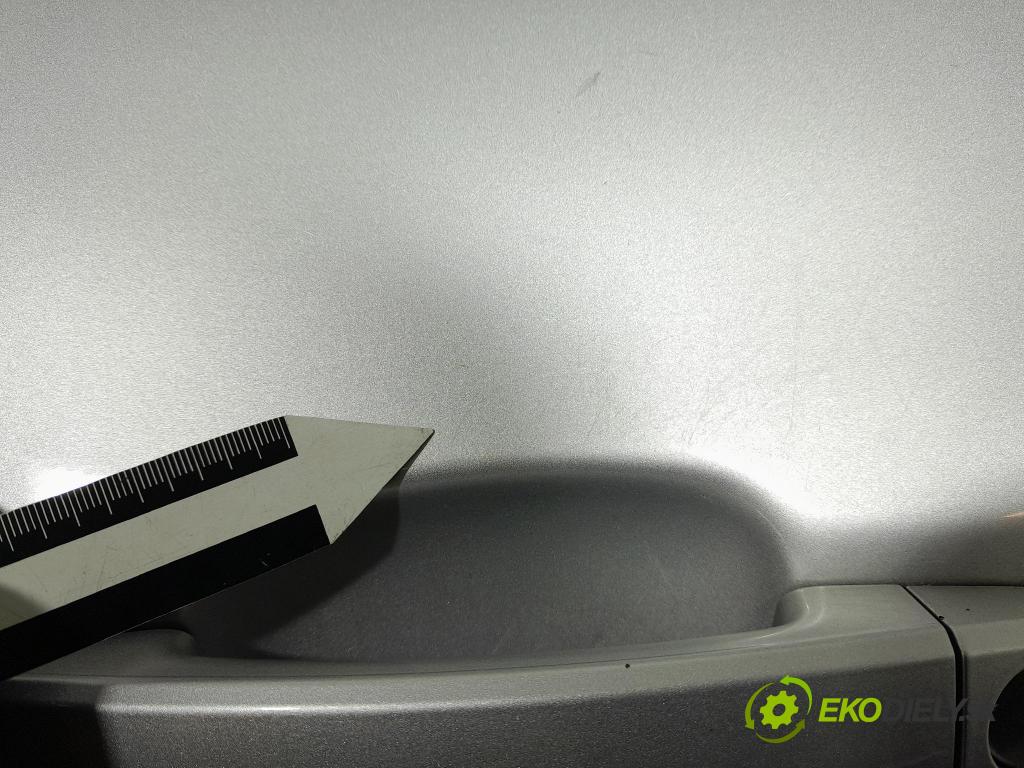 Opel Astra 2015 dvere Predné Vľavo: