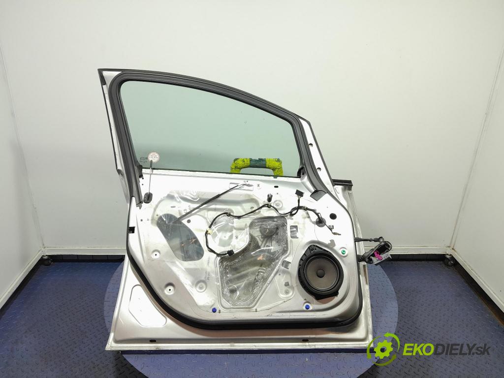 Opel Astra 2015 dveře před Vlevo, odjet: 