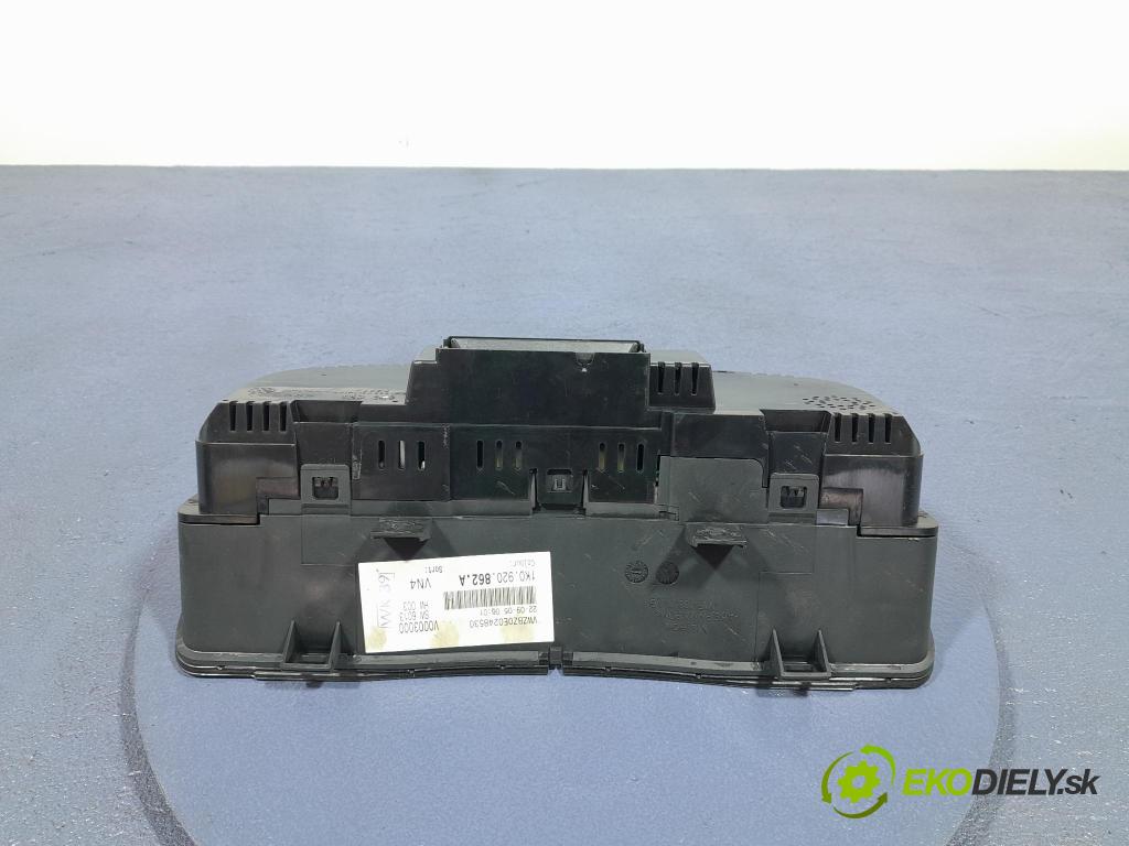 Vw Golf 2006 prístrojovka/ budíky 1K0920862A