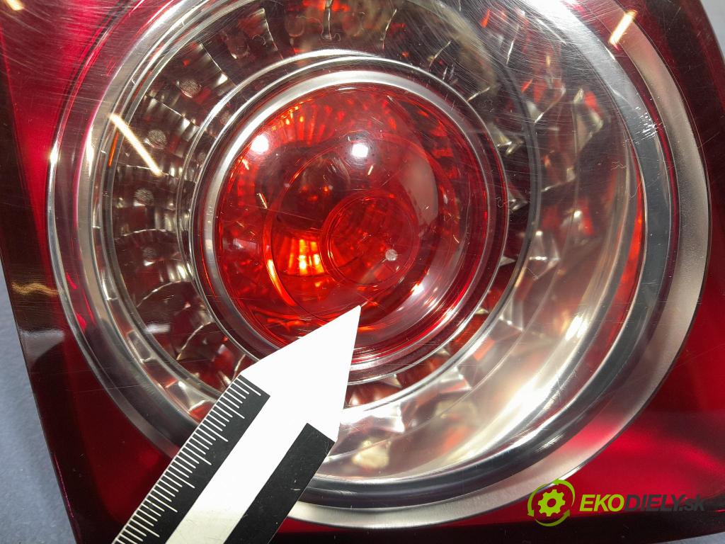 Vw Golf 2006 svetlo / reflektor zad ľavá Vnútri: 5M0945093H