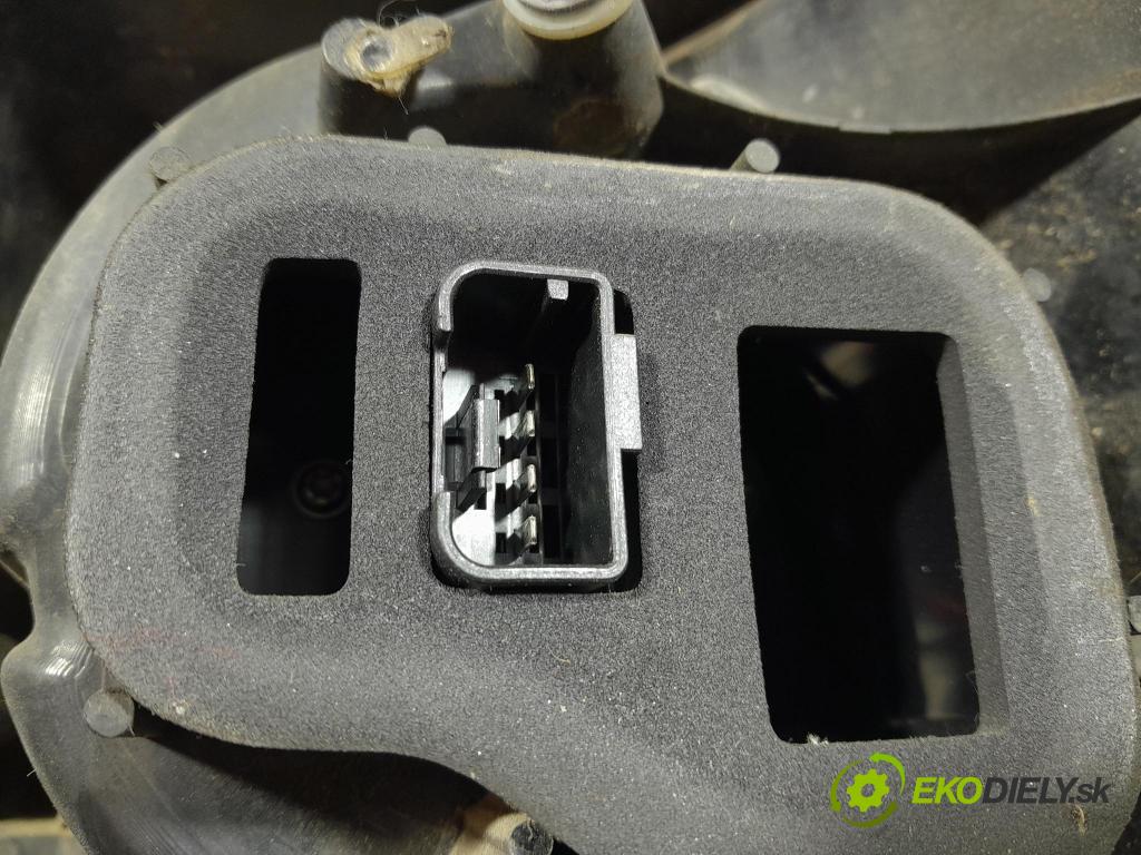 Vw Golf 2006 svetlo / reflektor zad ľavá Vonkajsia: 5M0945095K