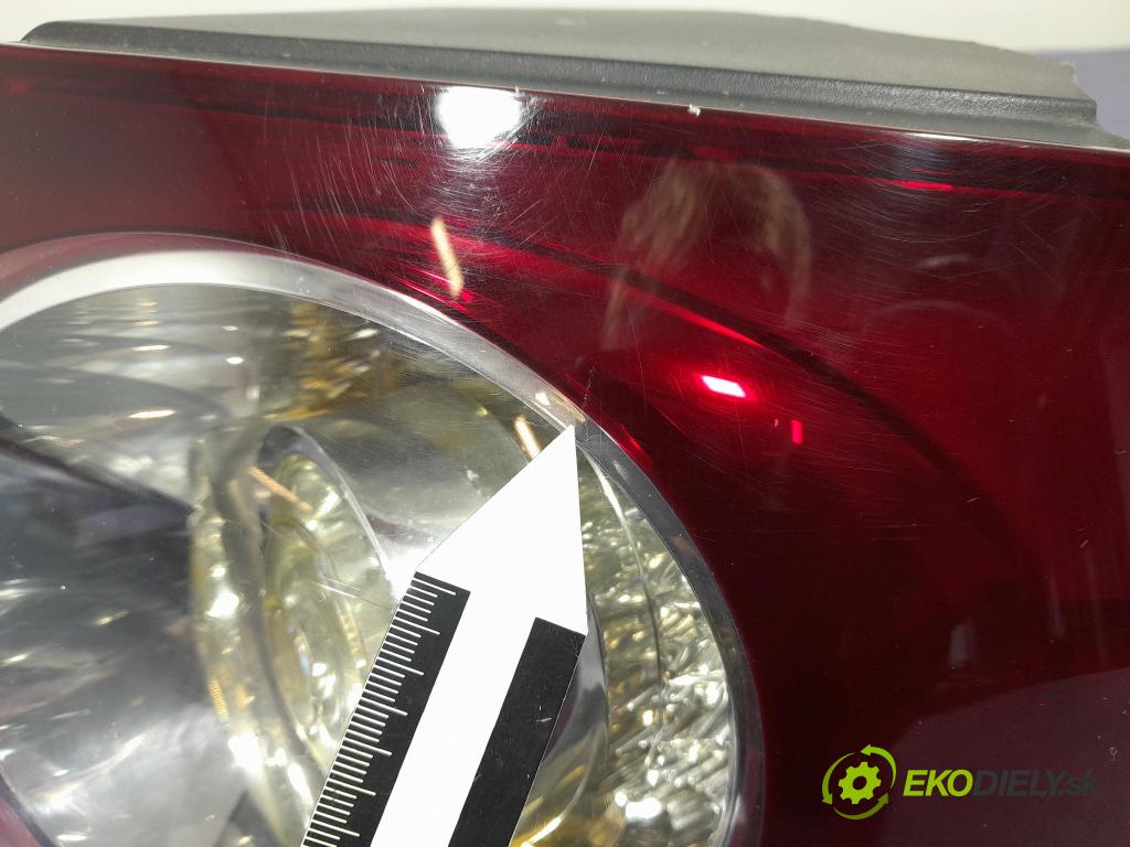 Vw Golf 2006 svetlo / reflektor zad Prava: Vonkajsia: 5M0945096L