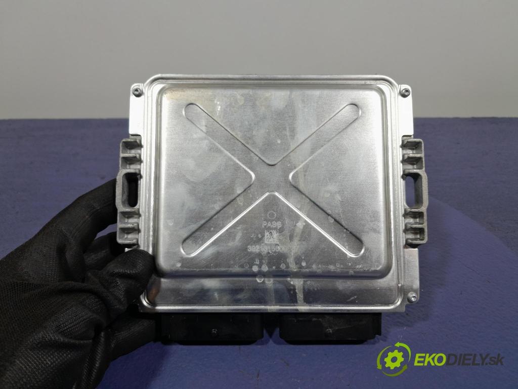 Dacia Sandero 2021 řídící jednotka 169107791R