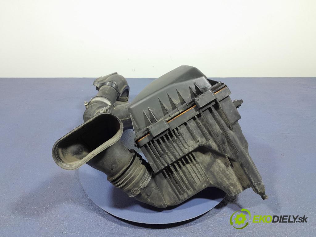 Dacia Sandero 2021 obal Filtre: Vzduch: 165003077R