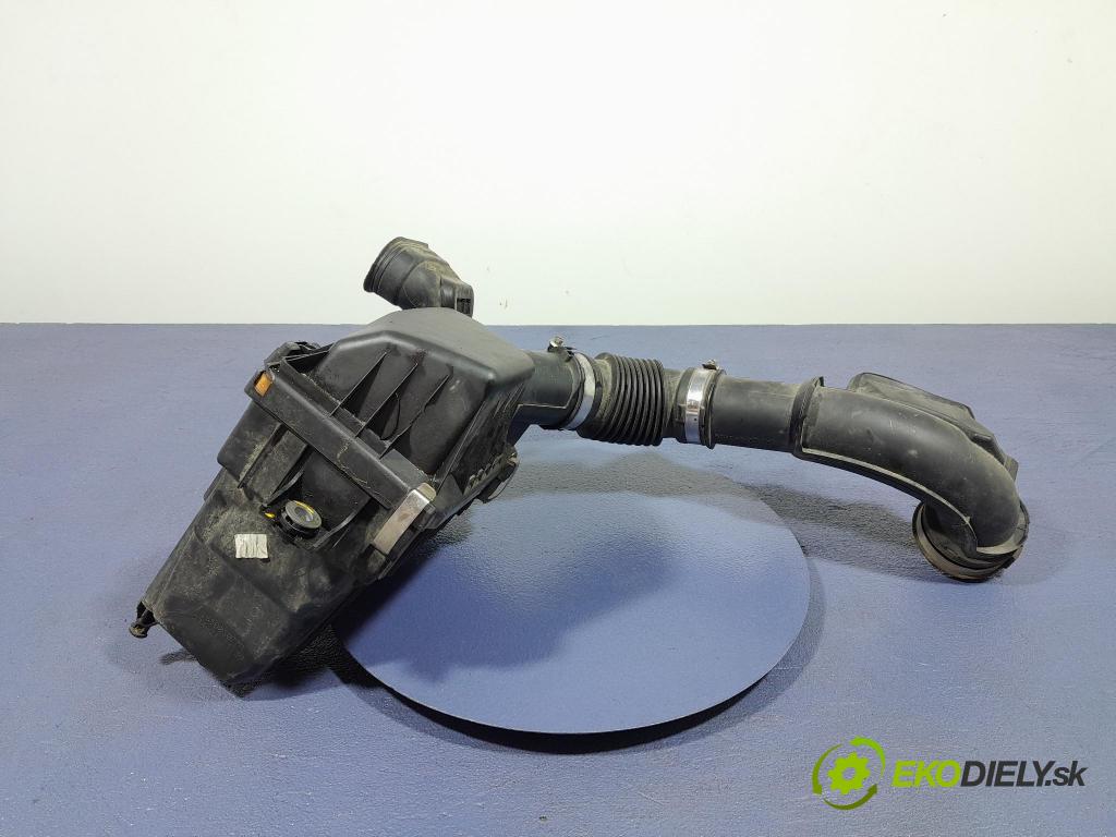 Dacia Sandero 2021 obal Filtre: Vzduch: 165003077R