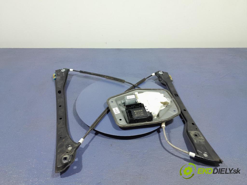 Vw Golf 2006 mechanismus stahování Sklenka: před Levý: