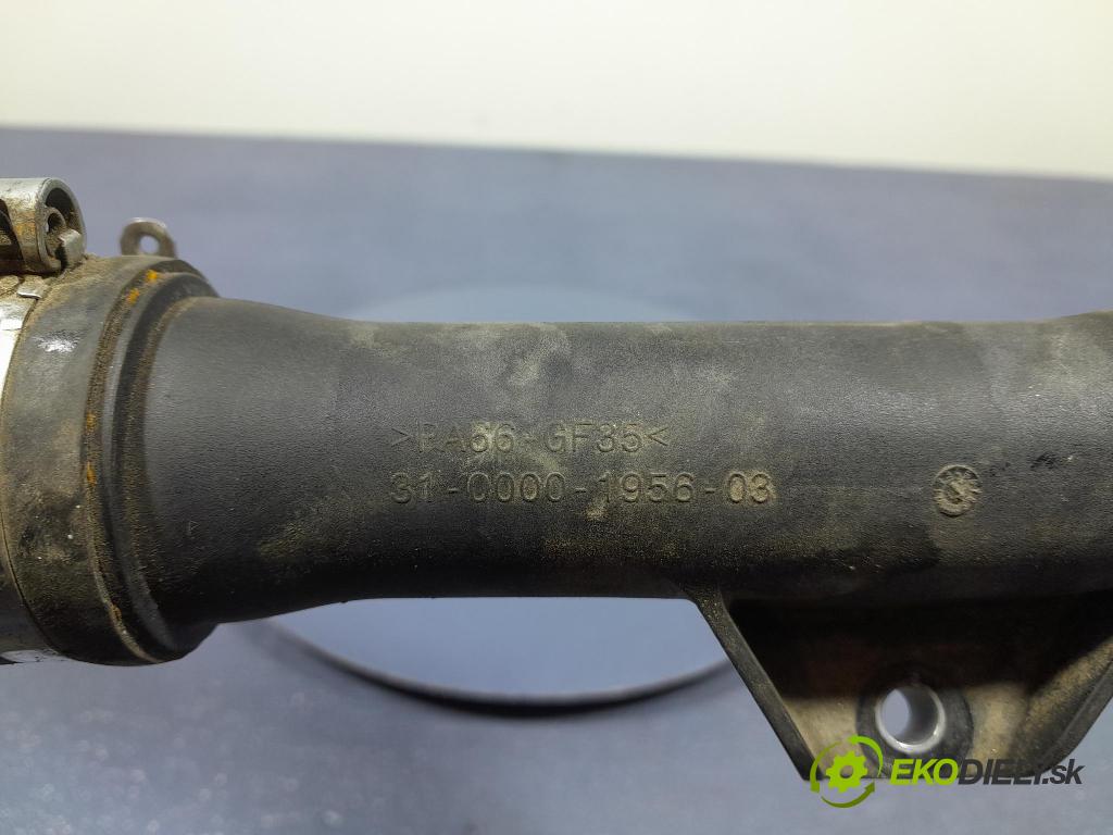 Dacia Sandero 2021 rúrka Vzduch: 144605006R