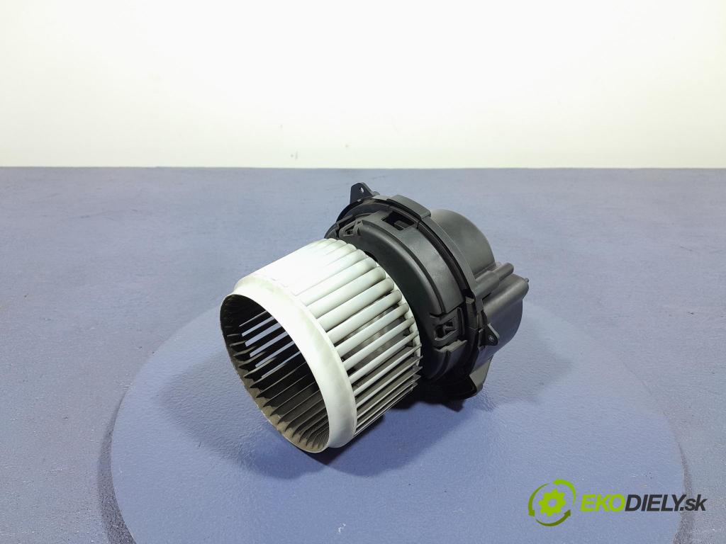 Dacia Sandero 2021 ventilátor Vzduch: M0116360-6870
