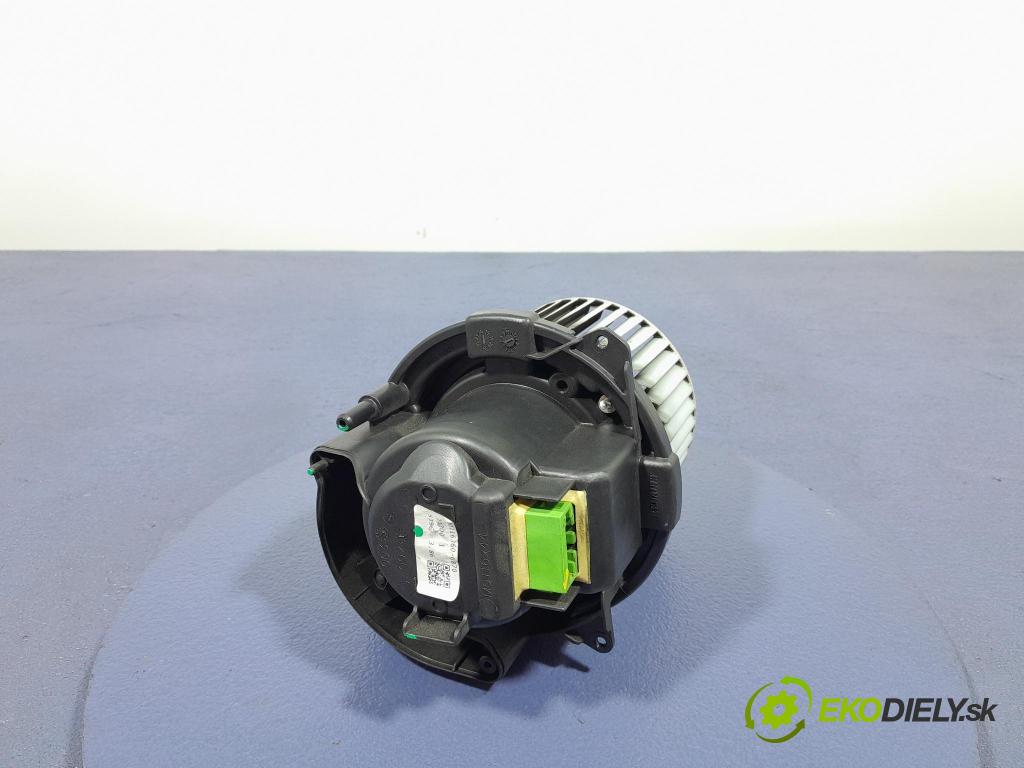 Dacia Sandero 2021 ventilátor Vzduch: M0116360-6870