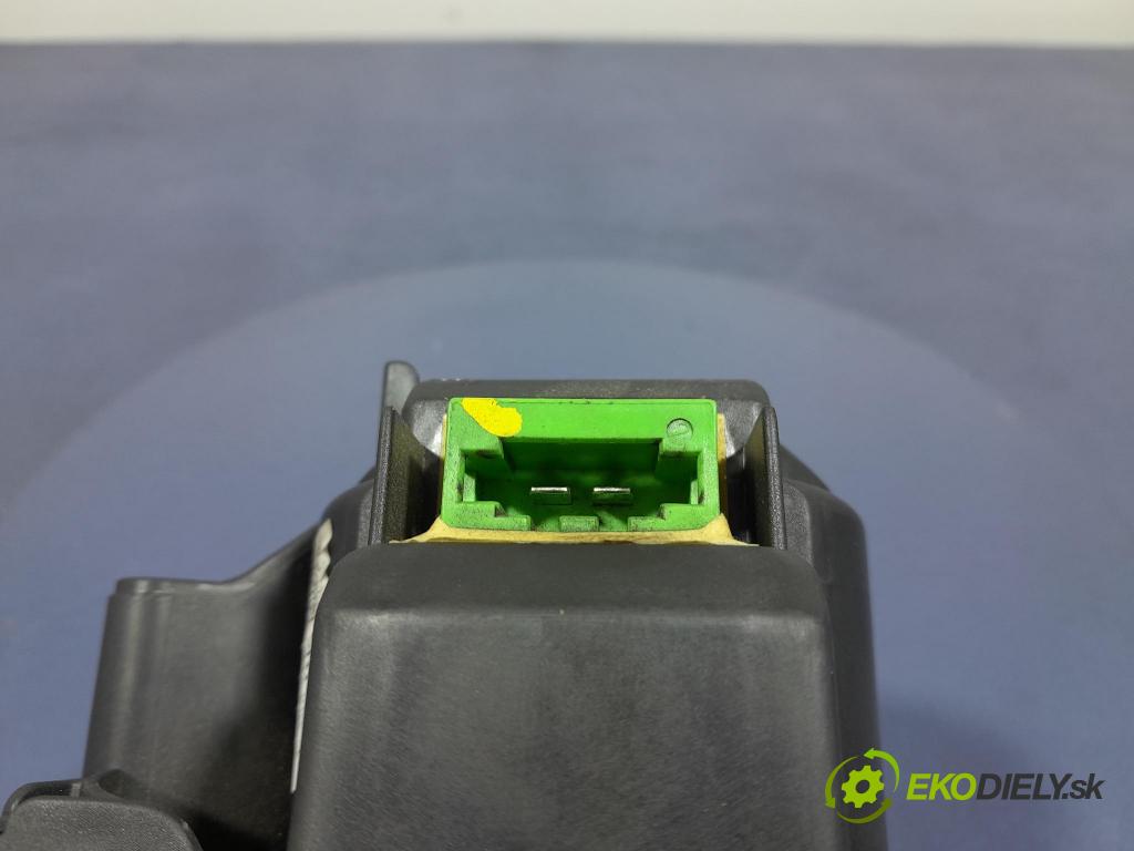 Dacia Sandero 2021 ventilátor Vzduch: M0116360-6870