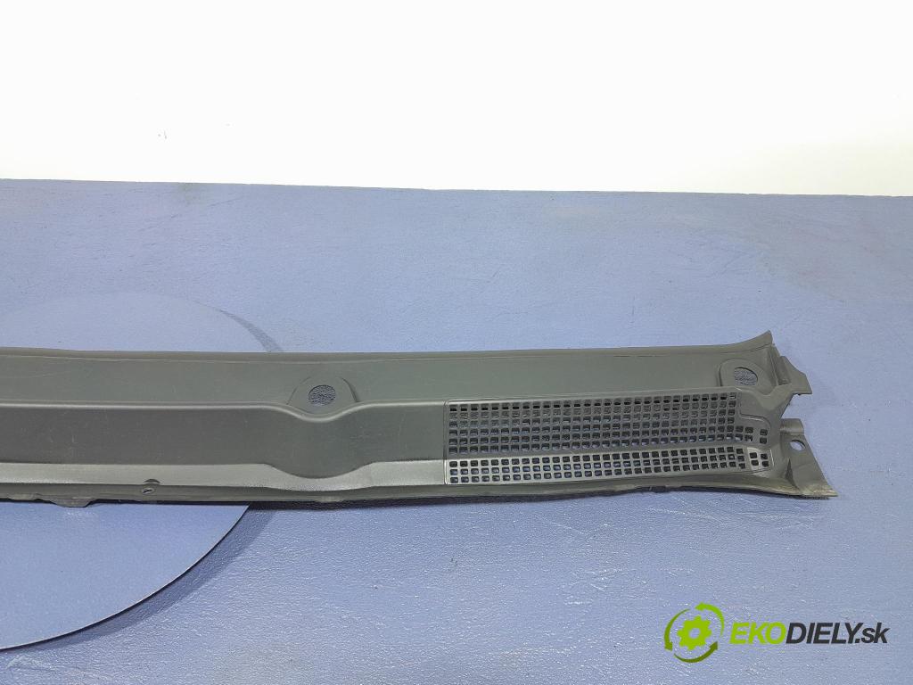 Dacia Sandero 2021 torpédo 668114109R