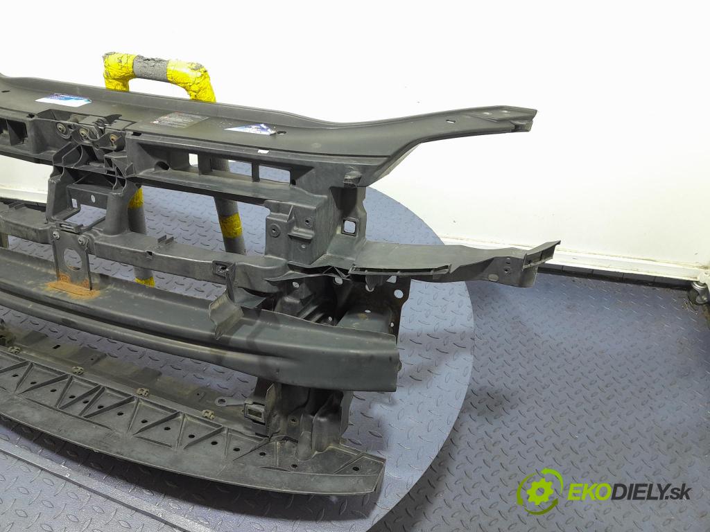 Vw Golf 2006 výstuha Predné: / pas predný