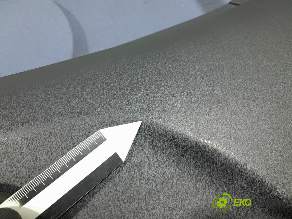 Porsche Cayman 2016 kryt Plast: Interiéry: 98155509502