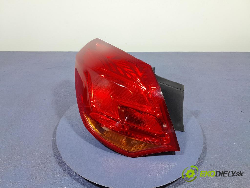 Opel Astra 2015 svetlo / reflektor zad ľavá Vonkajsia: