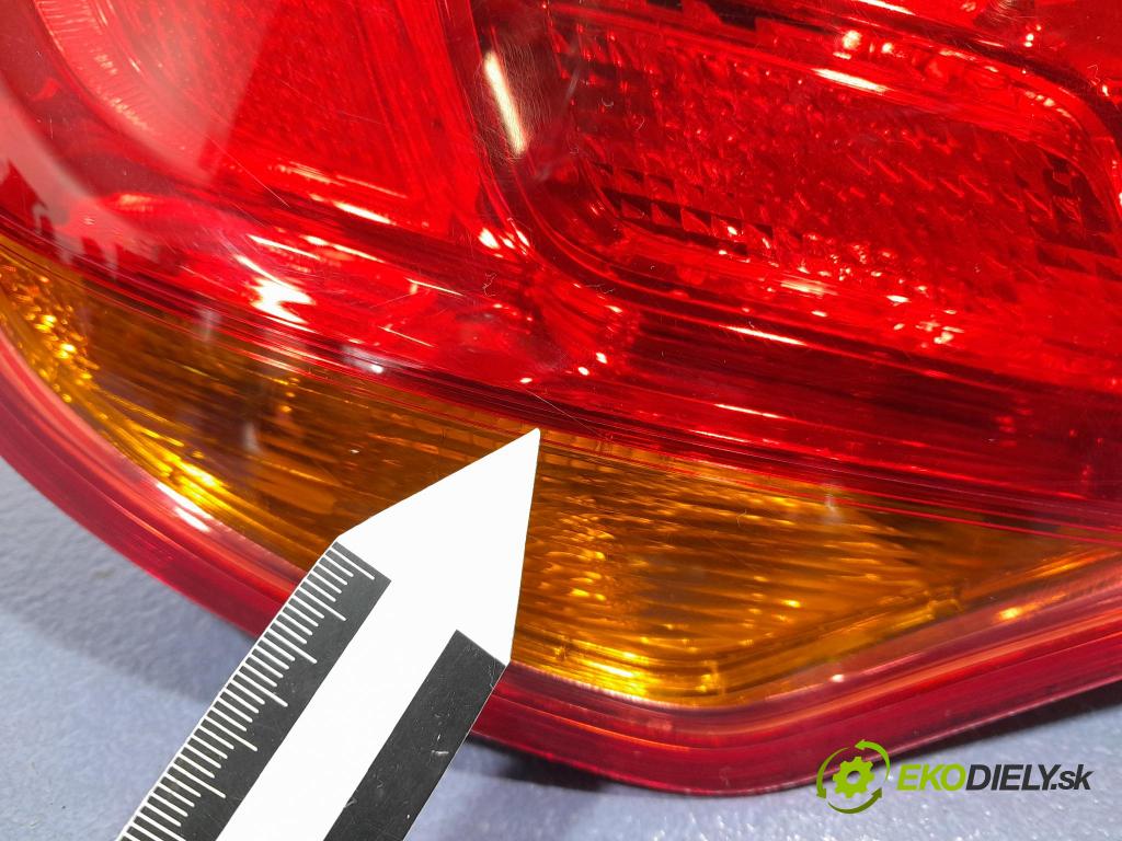 Opel Astra 2015 svetlo / reflektor zad ľavá Vonkajsia: